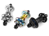 Dartmoor Dirt Bike Hinterradnabe Reel Pro Singlespeed v.2 6-Loch | 10 x 135 mm | 10T | 32 Loch | Schwarz Dartmoor Dirt Bike Hinterradnabe Reel Pro Singlespeed v.2 6-Loch | 10 x 135 mm | 10T | 32 Loch | Schwarz