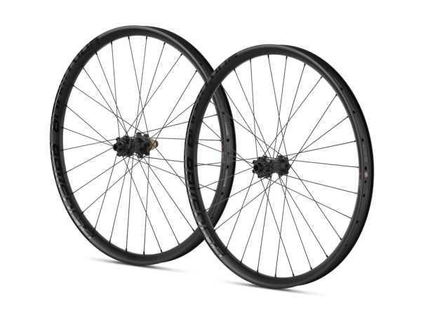 Dartmoor MTB Carbon Laufradsatz Raven Boost 27,5" 12 x 148 mm / 15 x 110 mm | 28 Loch | Tubeless Ready | SRAM XD Freilauf | Schwarz matt