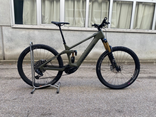 Transition Bikes Trail E-Bike Repeater Carbon GX AXS | Large | Mossy Green Testbike