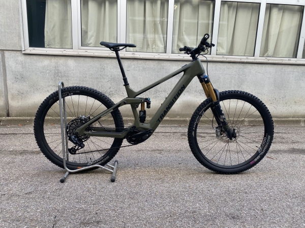 Transition Bikes Trail E-Bike Repeater Carbon GX AXS | Large | Mossy Green Testbike