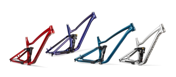 2025 Dartmoor Trail / Enduro Rahmen Rocbird 29"/27.5" | Glossy Cosmic | Medium | ohne Dämpfer