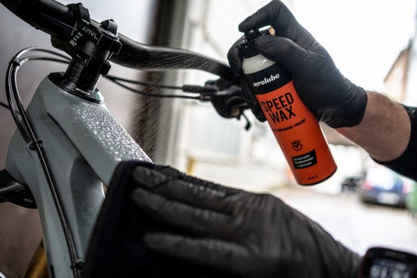 Airolube Bio Fahrrad Politurspray / Versiegelungspray Speedwax