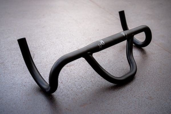 Aluminum aero handlebars sales